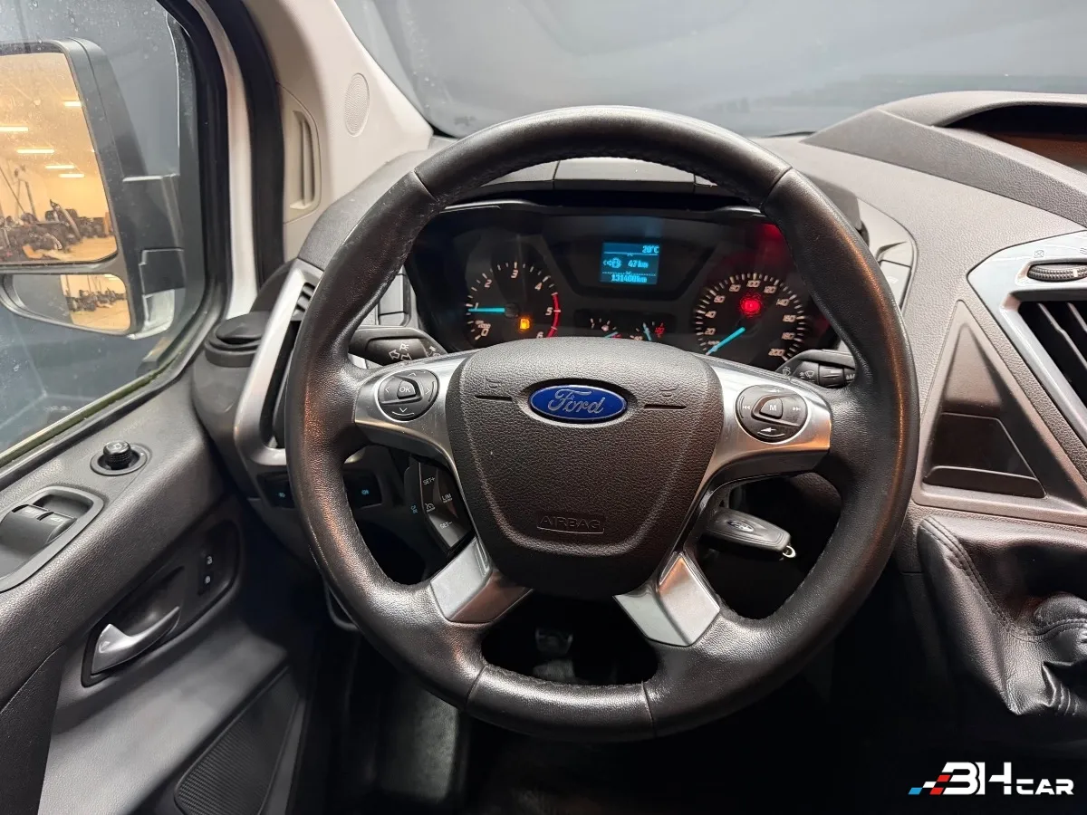Ford Transit Custom Vu - photo 10