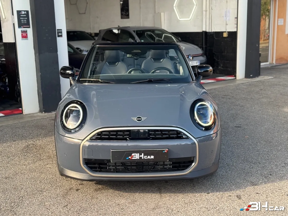 Mini Cabrio - photo 3
