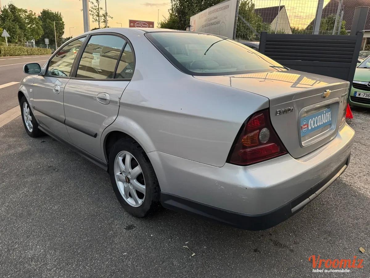 Chevrolet Evanda 