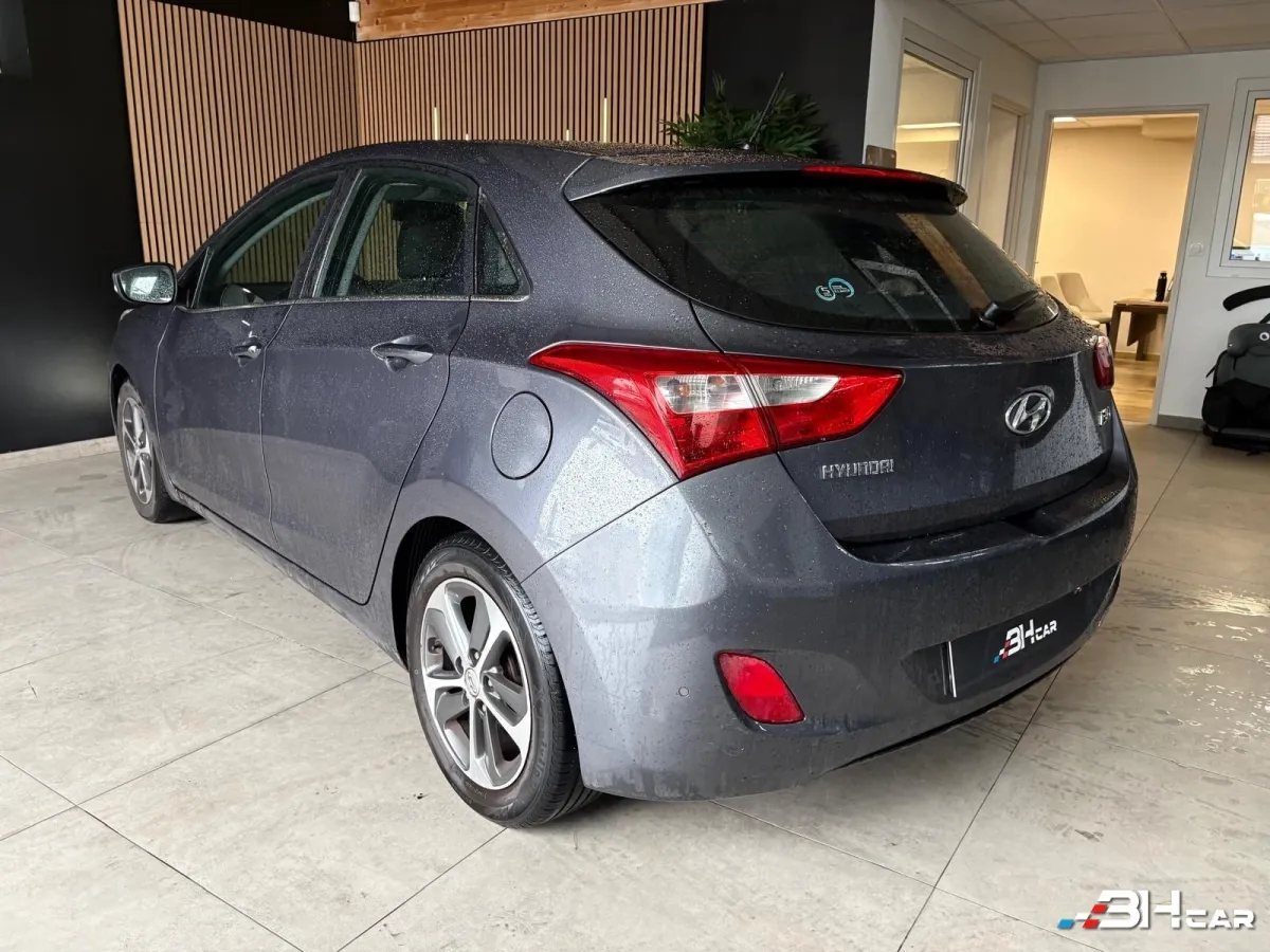 Hyundai I30 - photo 6