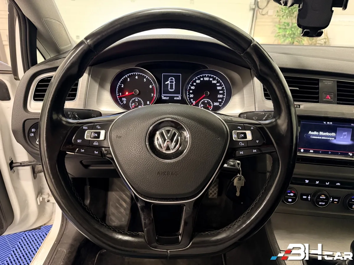 Volkswagen Golf - photo 11