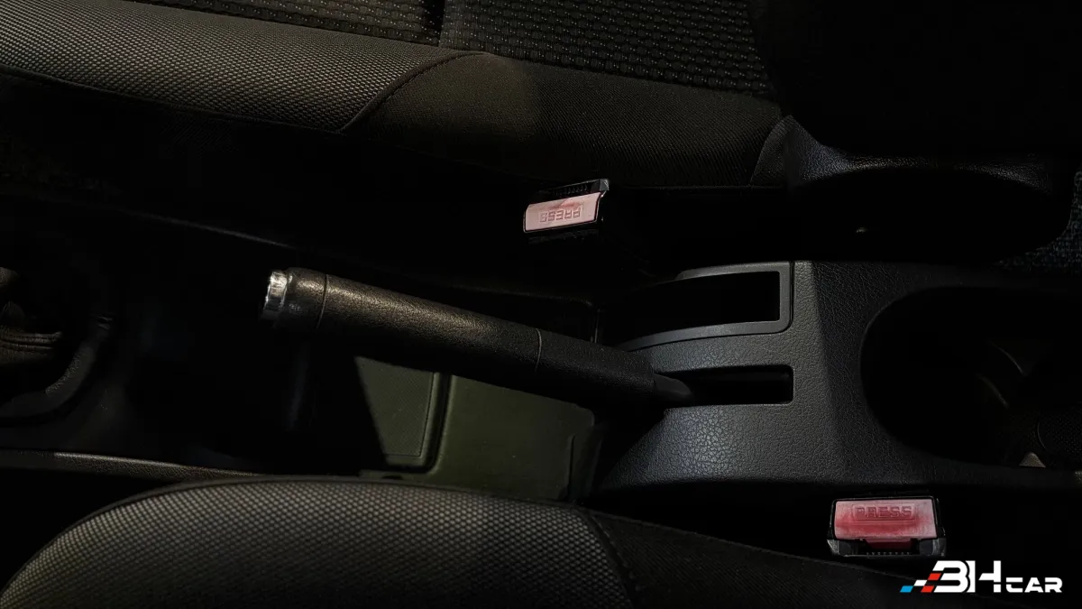 Peugeot 207 - photo 26