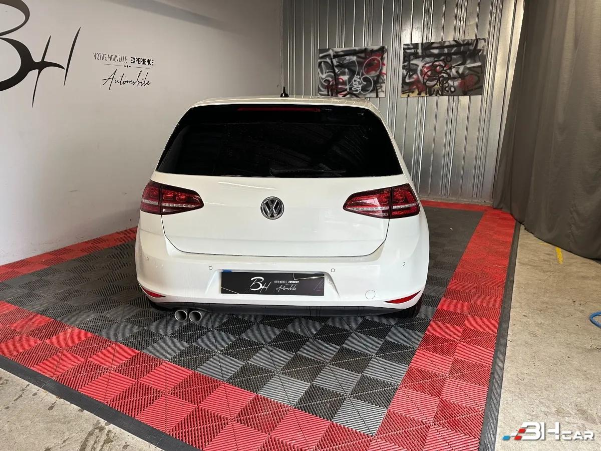 Aperçu indisponible de Volkswagen Golf