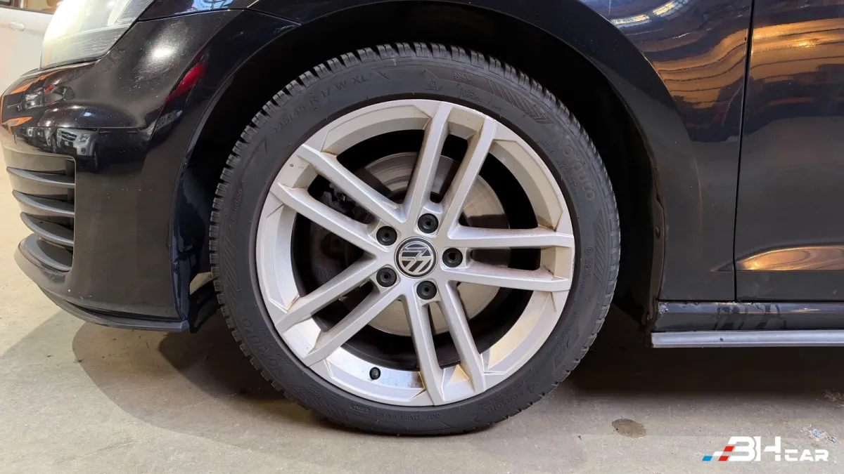 Volkswagen Golf - photo 27