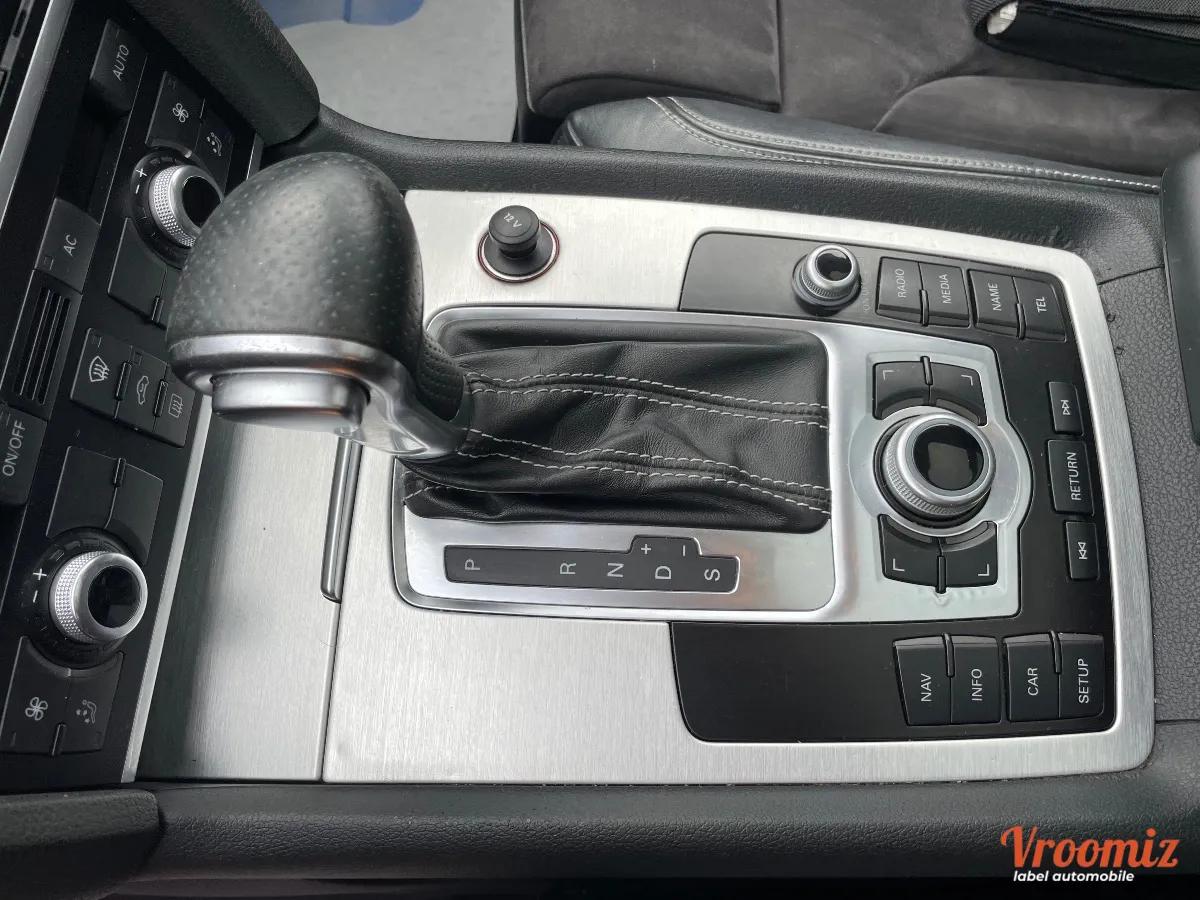 AUDI Q7 Phase 2 3.0 TDI V6 Quattro Tiptronic8 245 Boîte auto S LINE