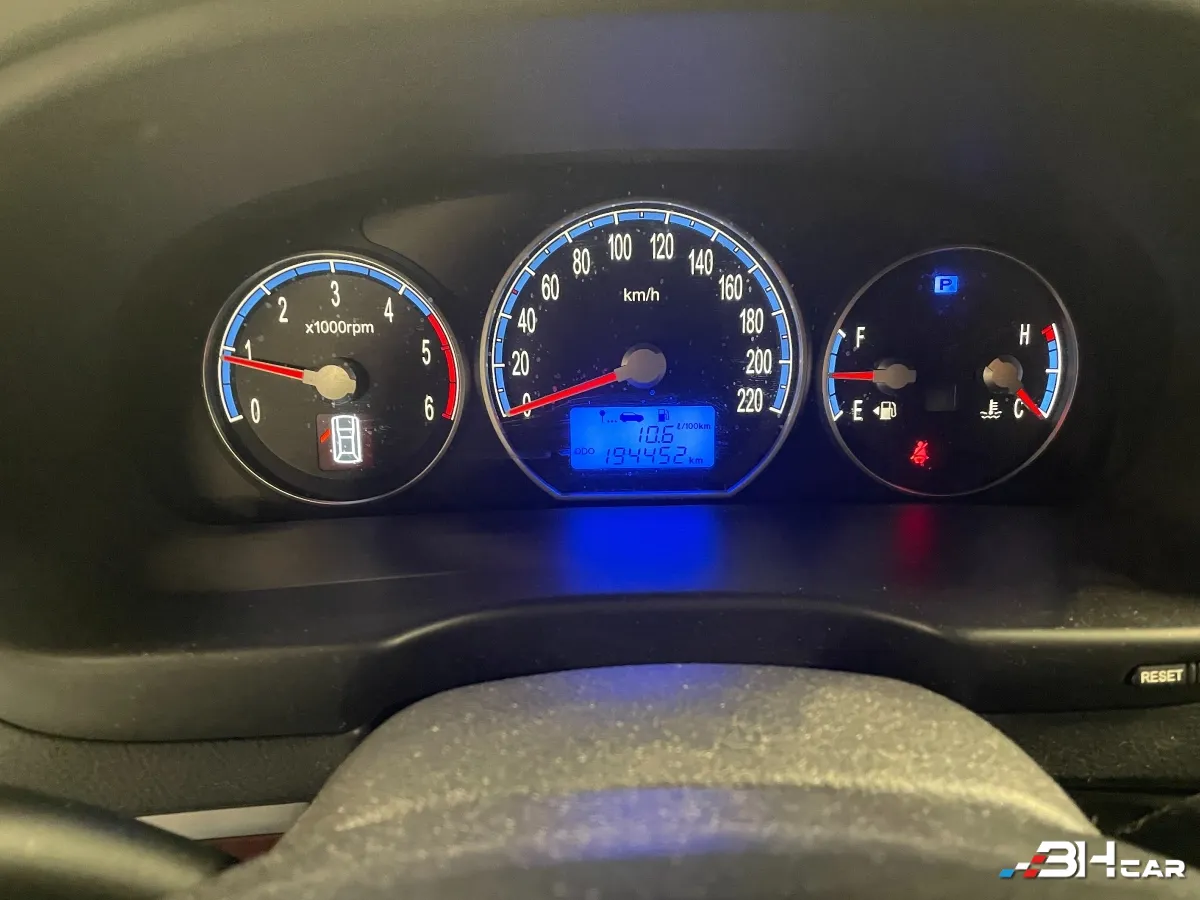 Hyundai Santa Fe - photo 19