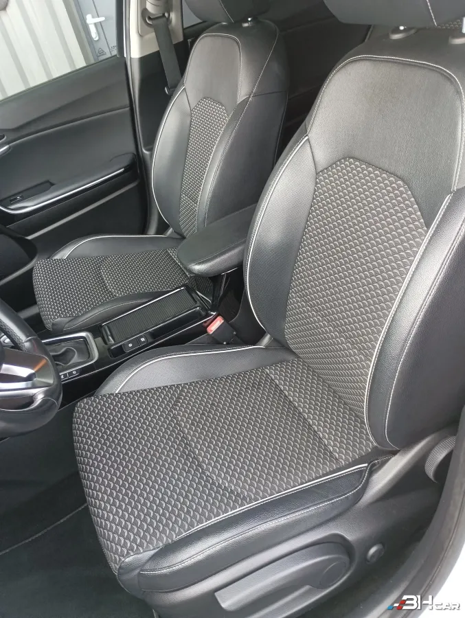 Kia Xceed - photo 18