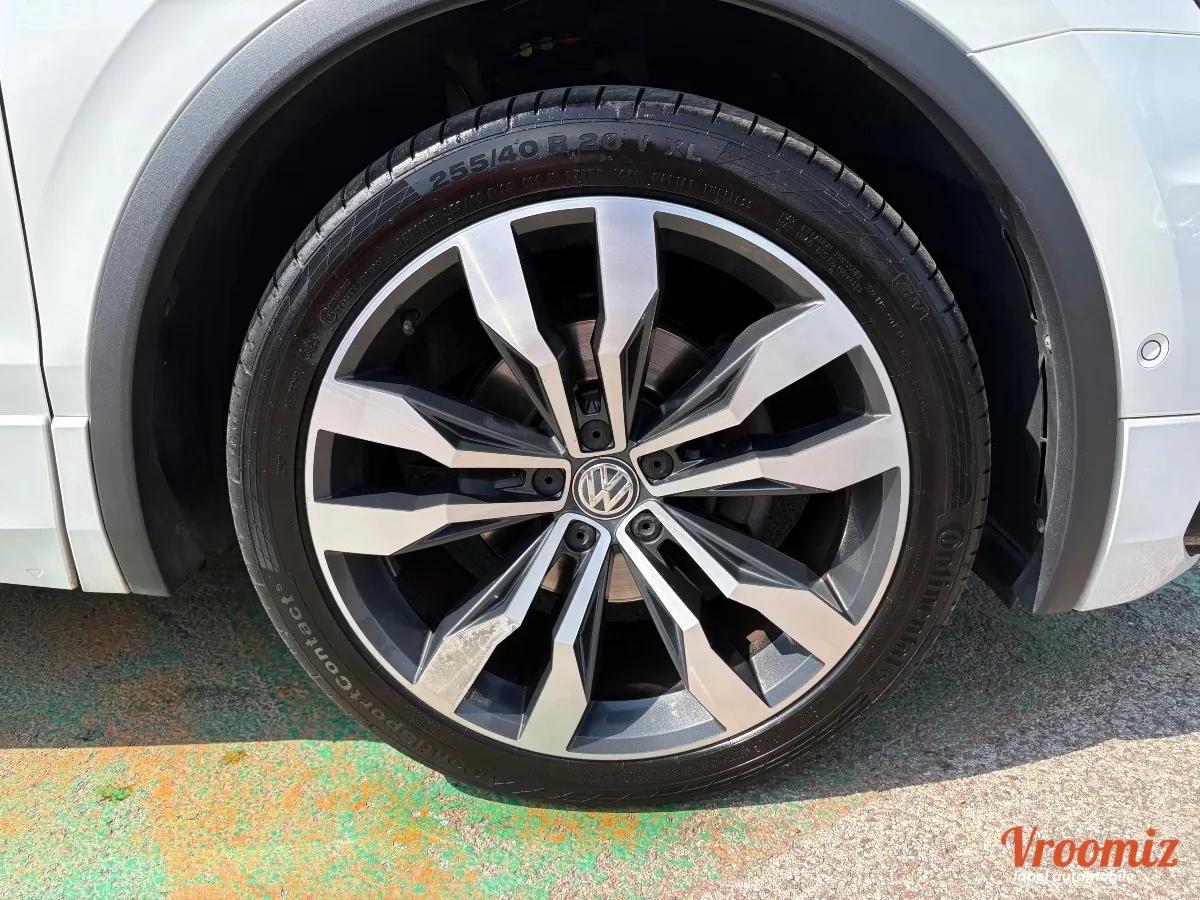 Volkswagen Tiguan 2.0 TDI 150 BLUEMOTION CARAT EXCLUSIVE DSG BVA
