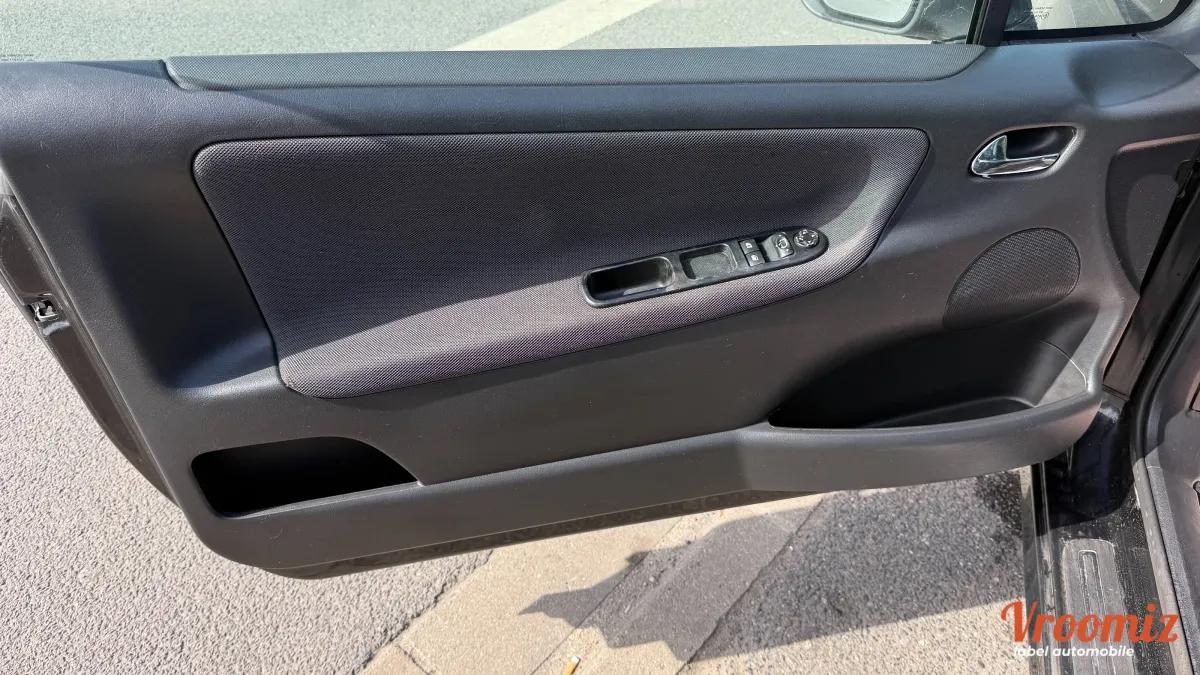 Peugeot 207 CC 1.6 VTI 120 SPORT
