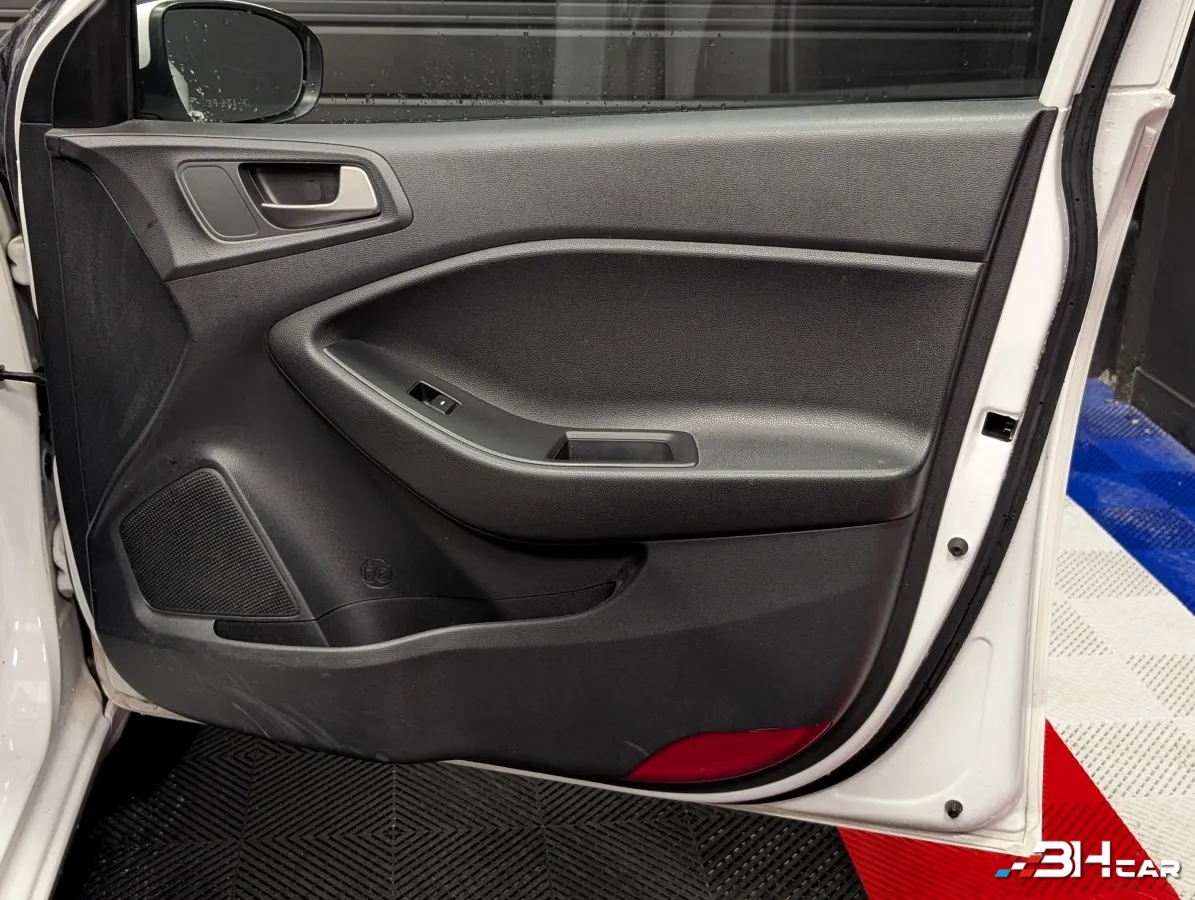 Hyundai I20 - photo 22