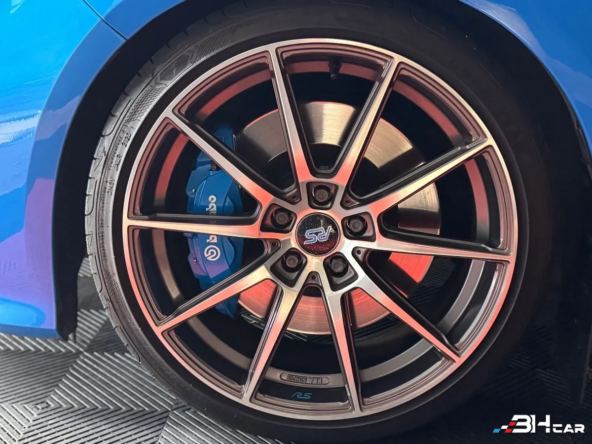 Ford Focus - photo 12