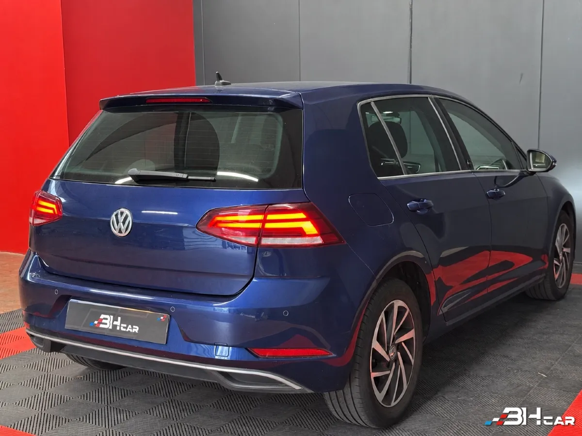 Volkswagen Golf - photo 6