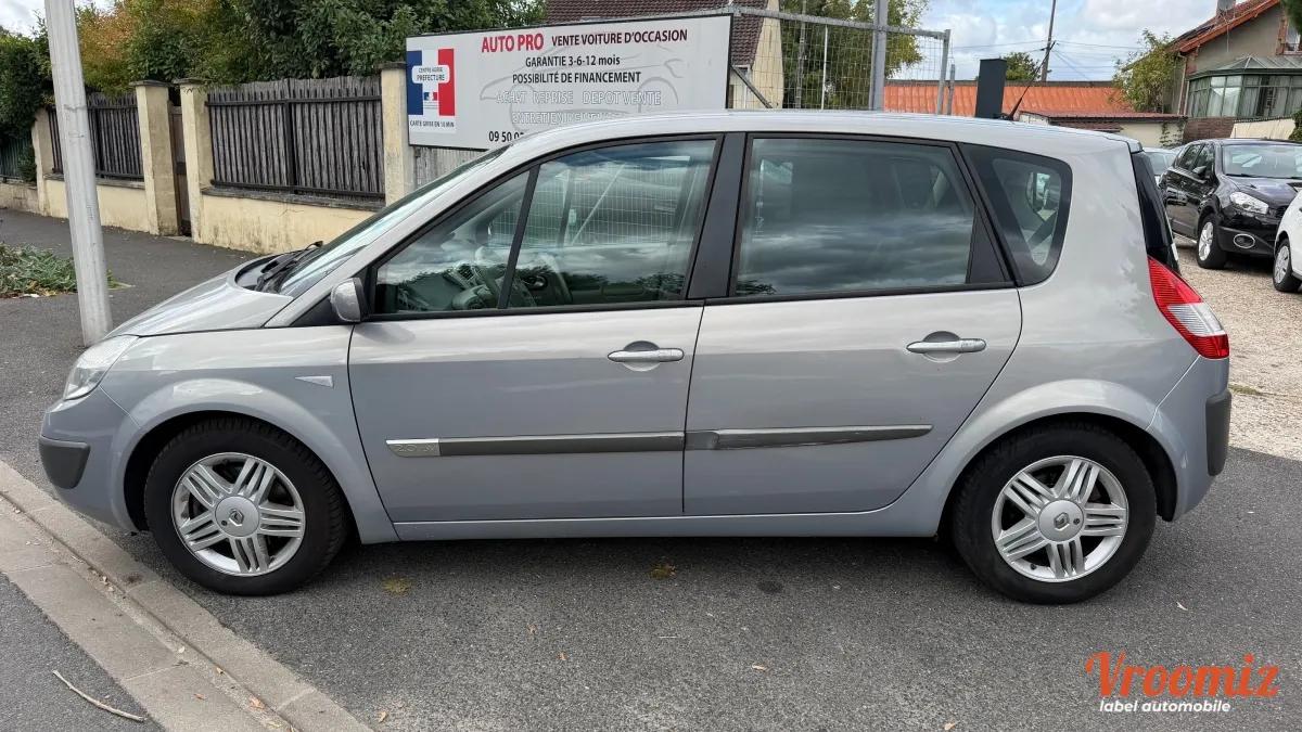 Renault Scenic 2.0 135 BVA
