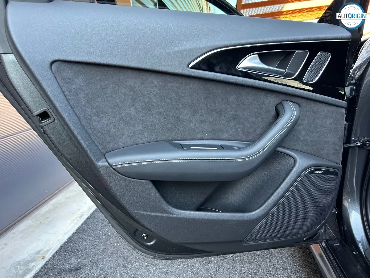 Audi A6 - photo 11