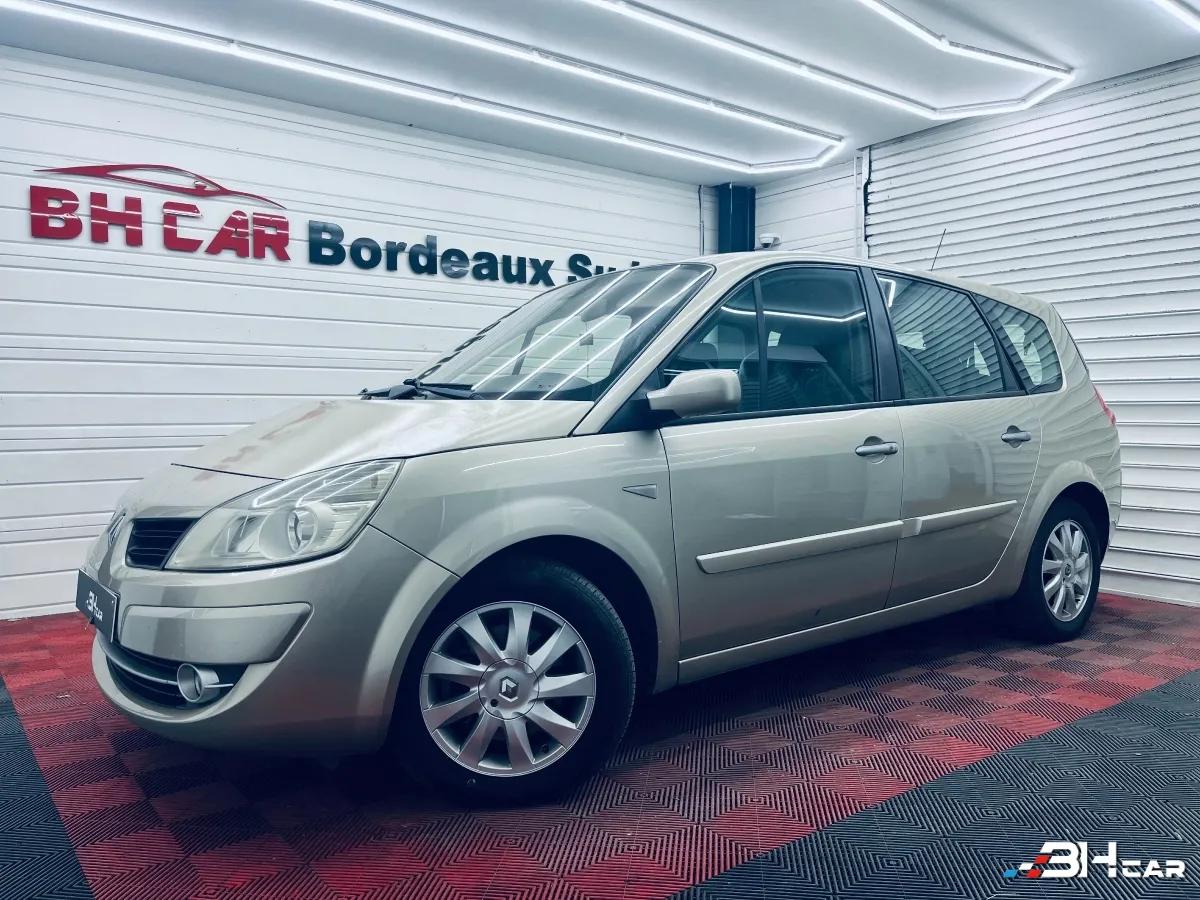 Image: Renault Grand Scenic 1.9 DCI 130 DYNAMIQUE / 7 PLACES / DISTRIBUTION A JOUR
