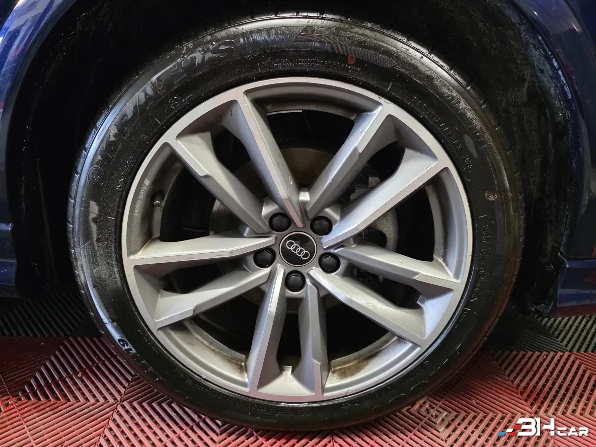 Audi Q3 - photo 20