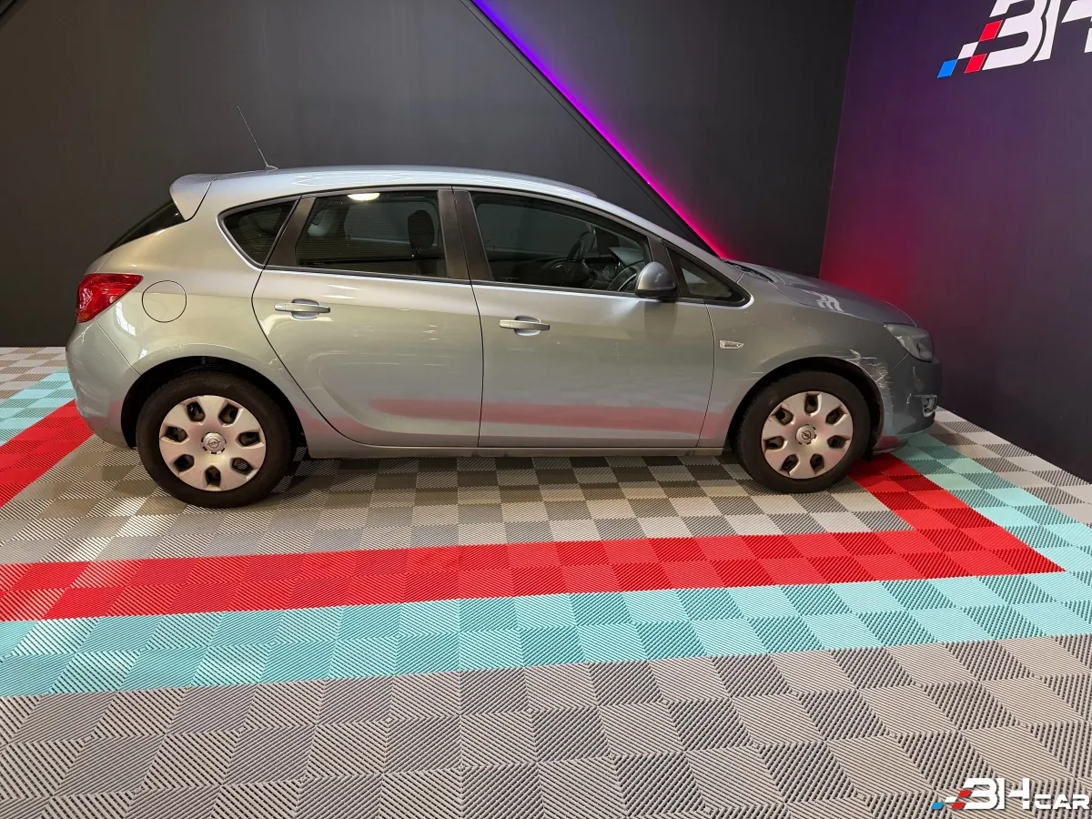 Opel Astra - photo 8
