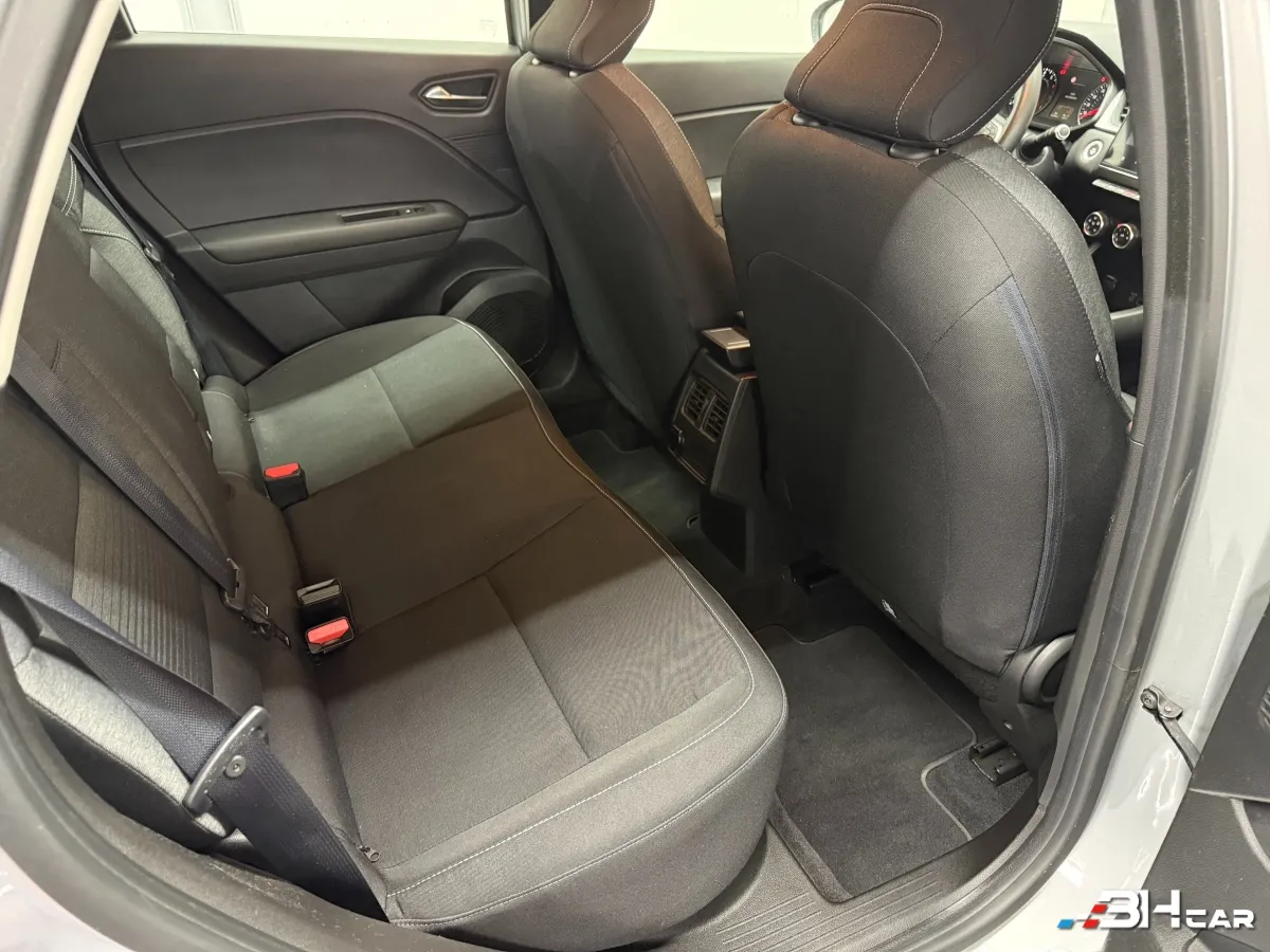 Renault Captur - photo 16