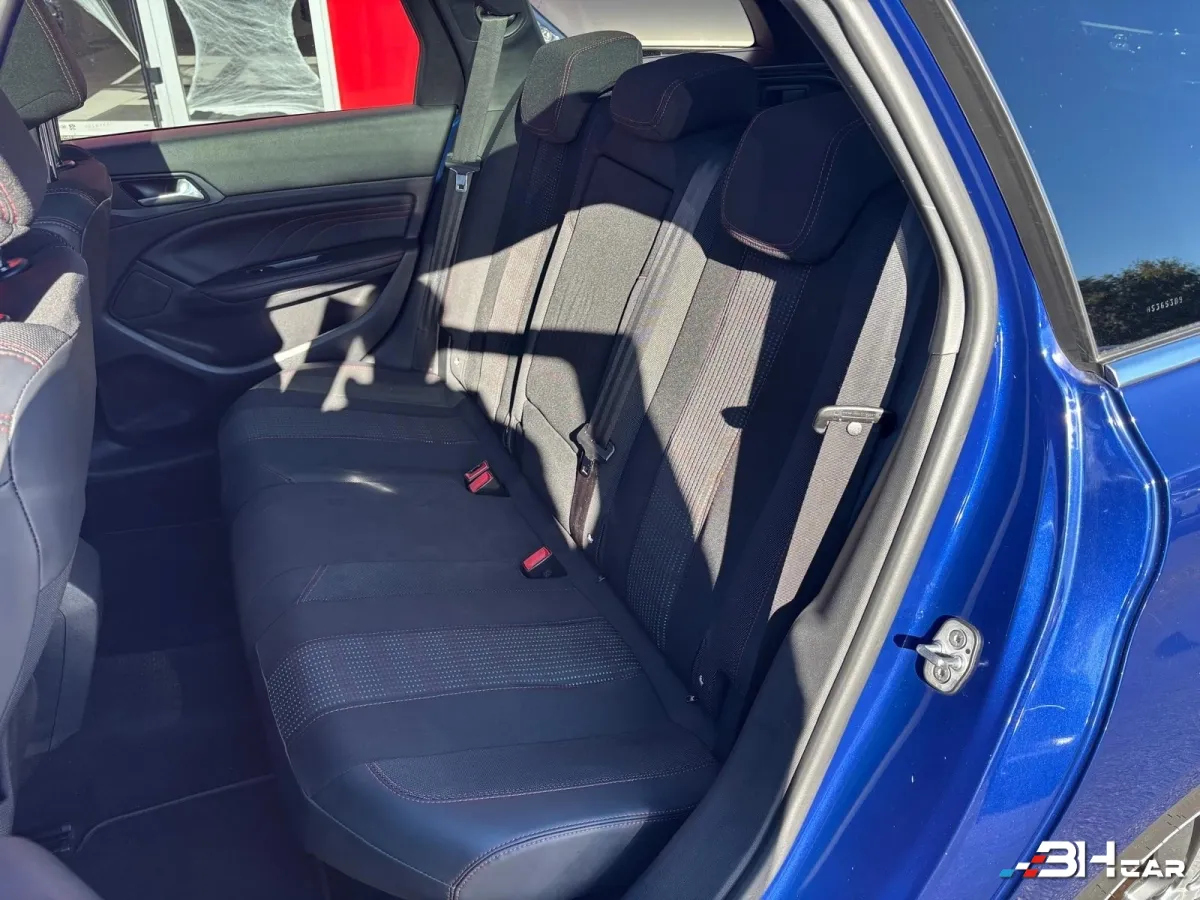 Peugeot 308 - photo 9