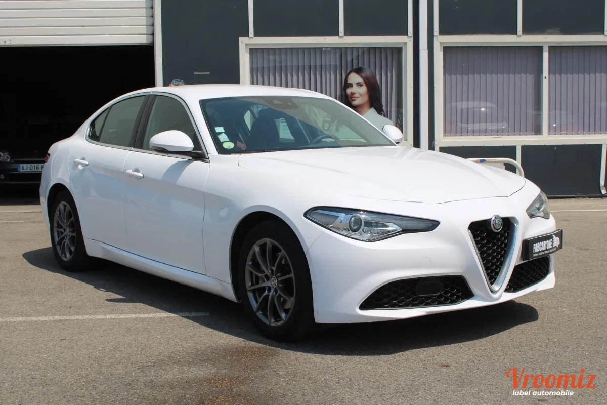 Alfa Romeo Giulia 2 II - 2.2 JTDM 160 SUPER AT8 - Garantie 12 Mois