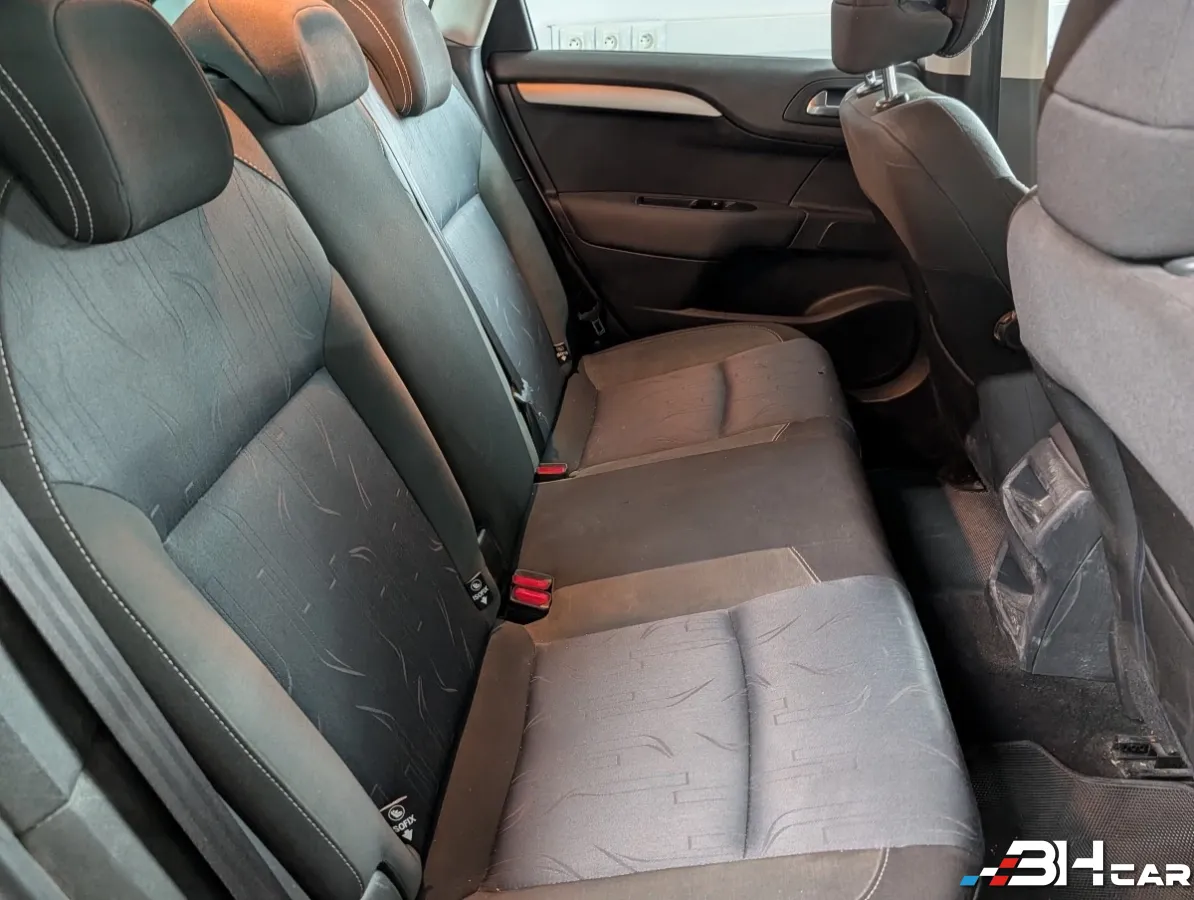Citroen C4 - photo 10