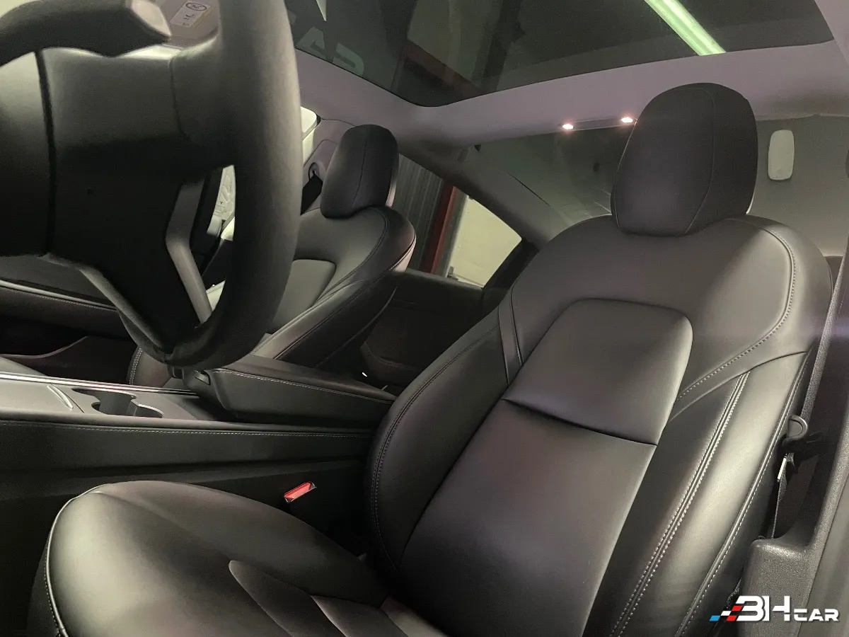 Tesla Model-3 - photo 7