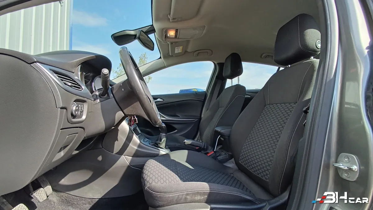 Opel Astra - photo 12