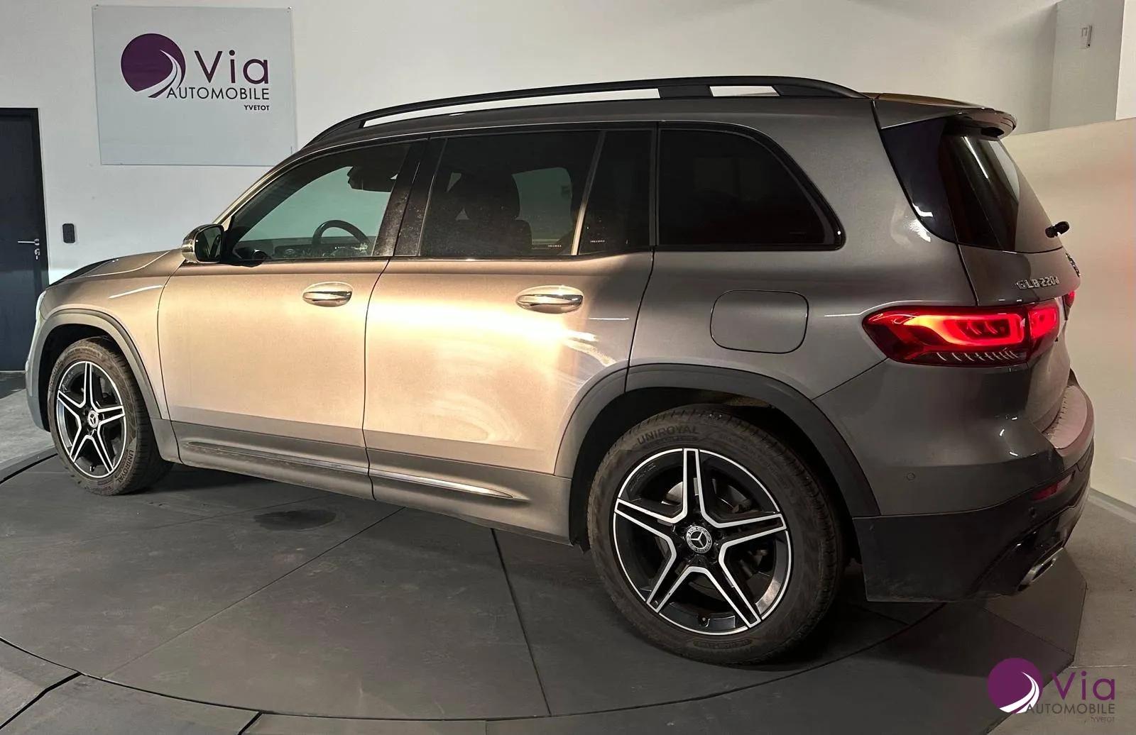 MERCEDES GLB