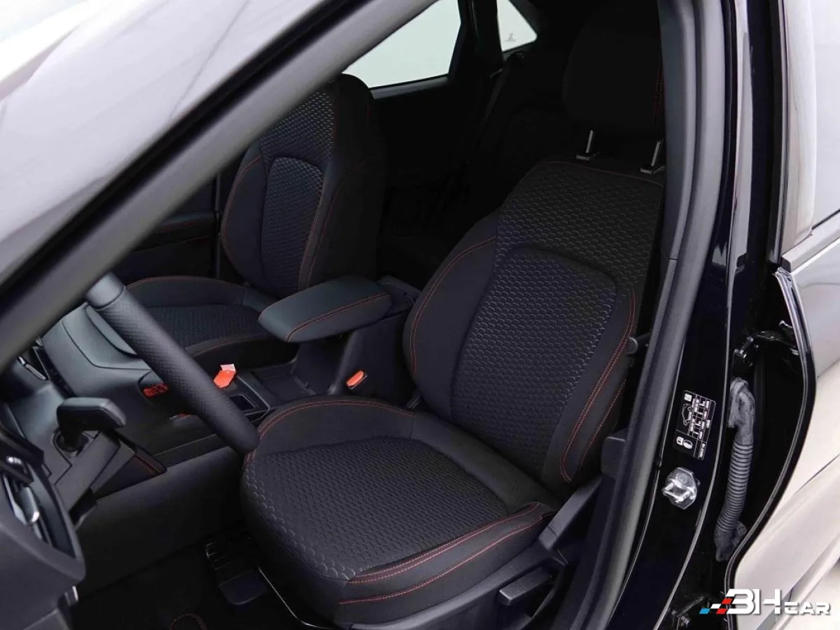 Ford Kuga - photo 10