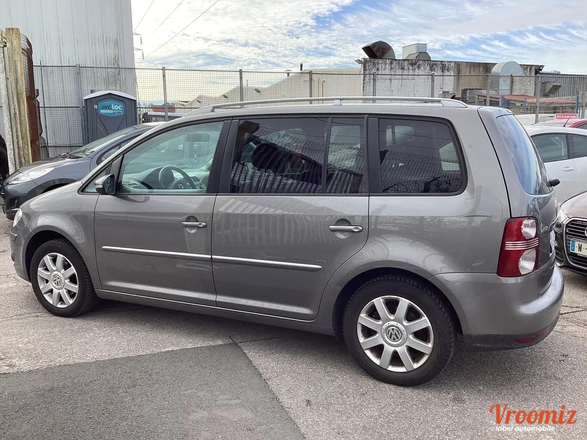 Volkswagen Touran 