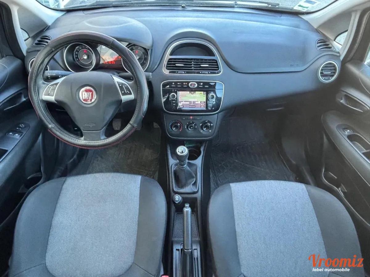 FIAT PUNTO 1.4 8v 78ch S&S Easy 5p - Distribution neuve - Garantie 12 Mois