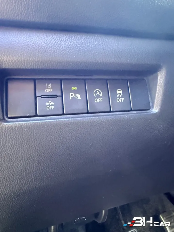 Suzuki Swift - photo 8