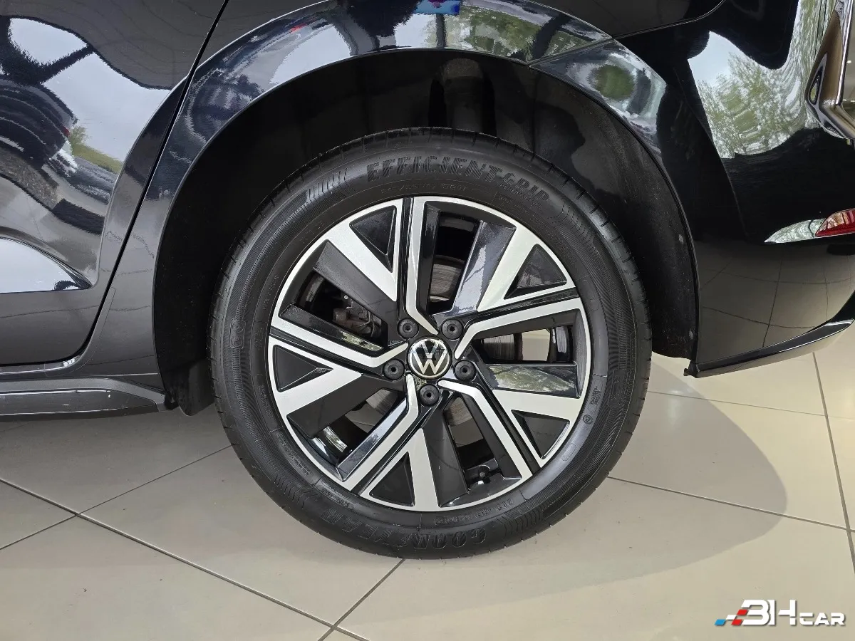 Volkswagen Touran - photo 39
