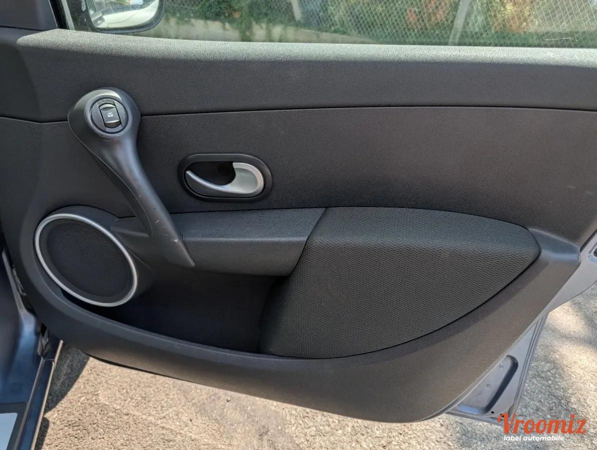Renault Clio 1.6 110 DYNAMIQUE BVA