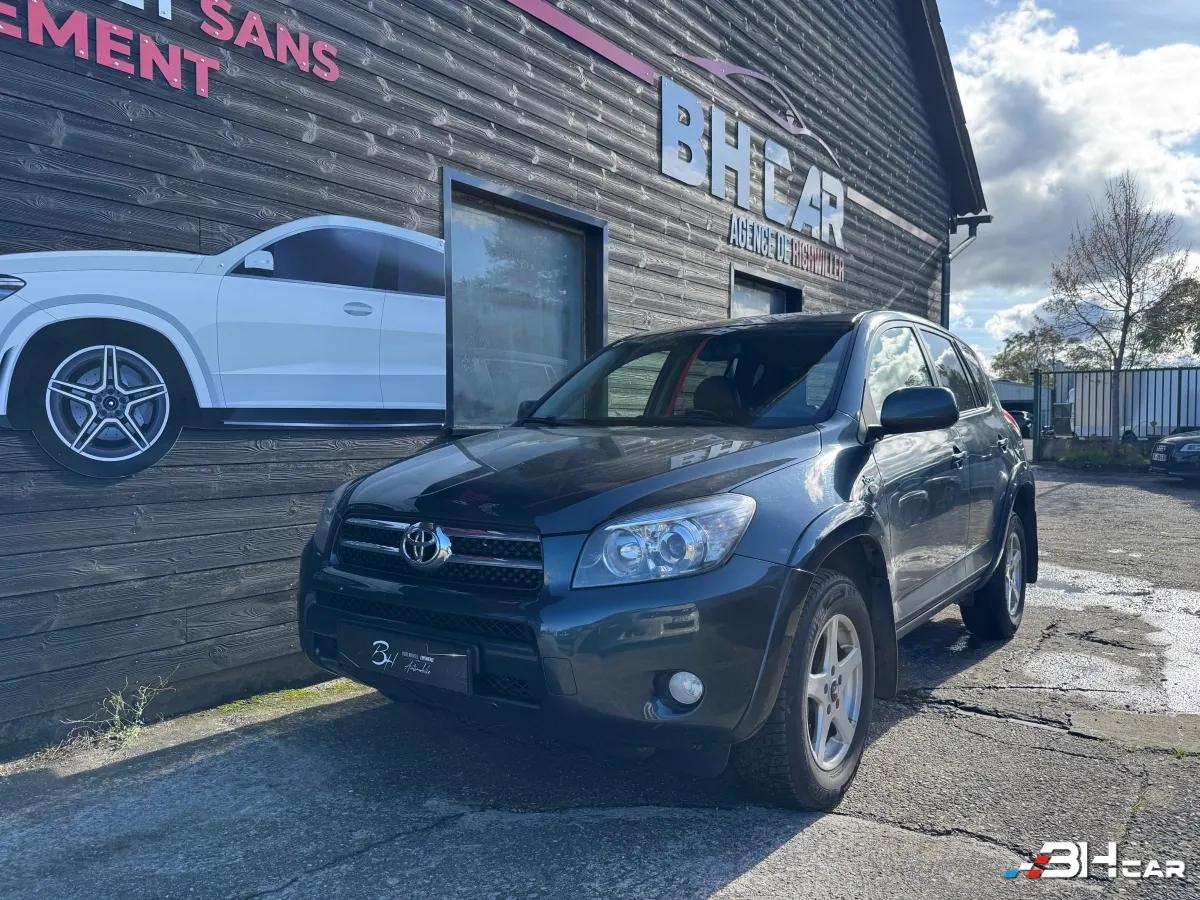 Image: Toyota Rav-4 2.2 Diesel 150cv 4x4