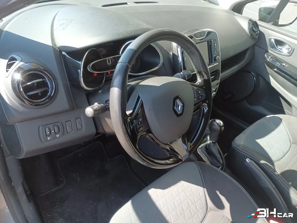 Renault Clio - photo 14