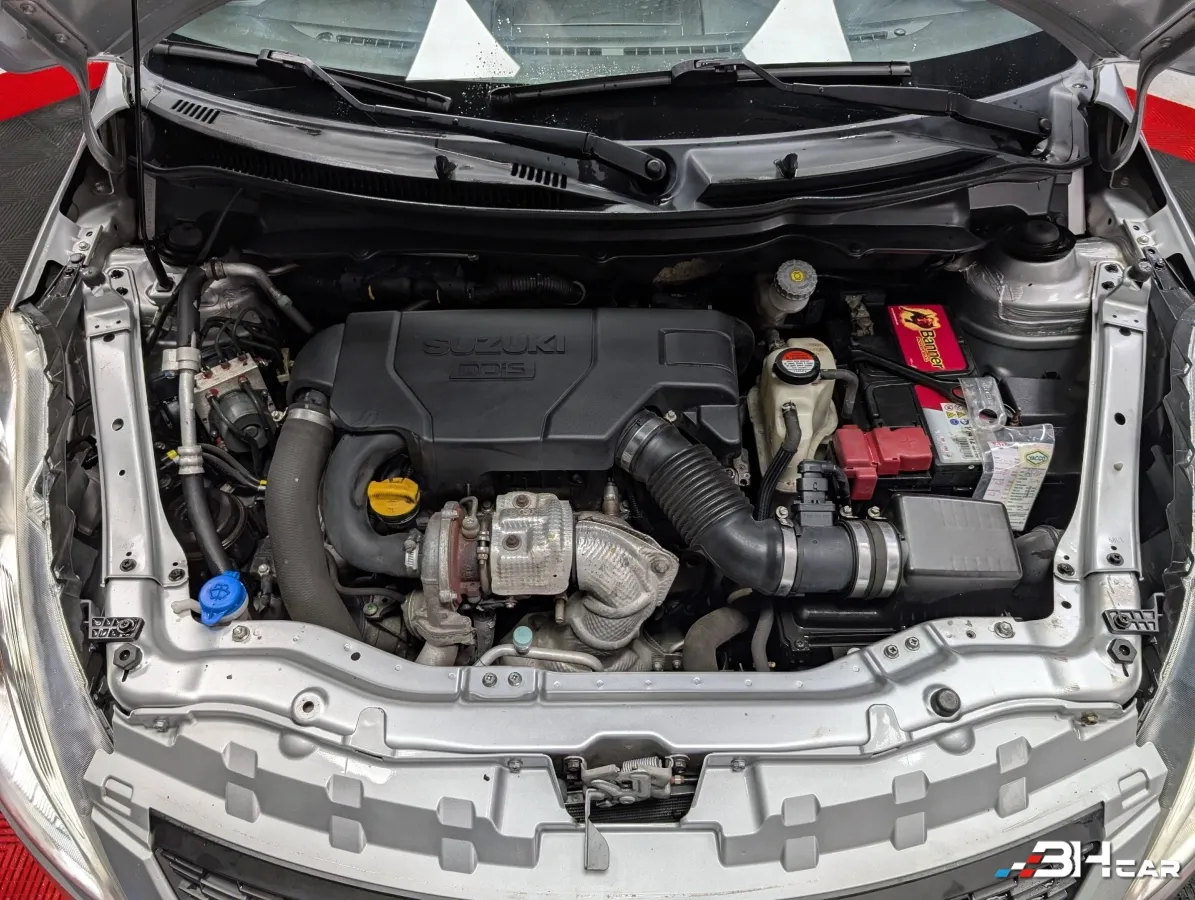 Suzuki Swift - photo 21