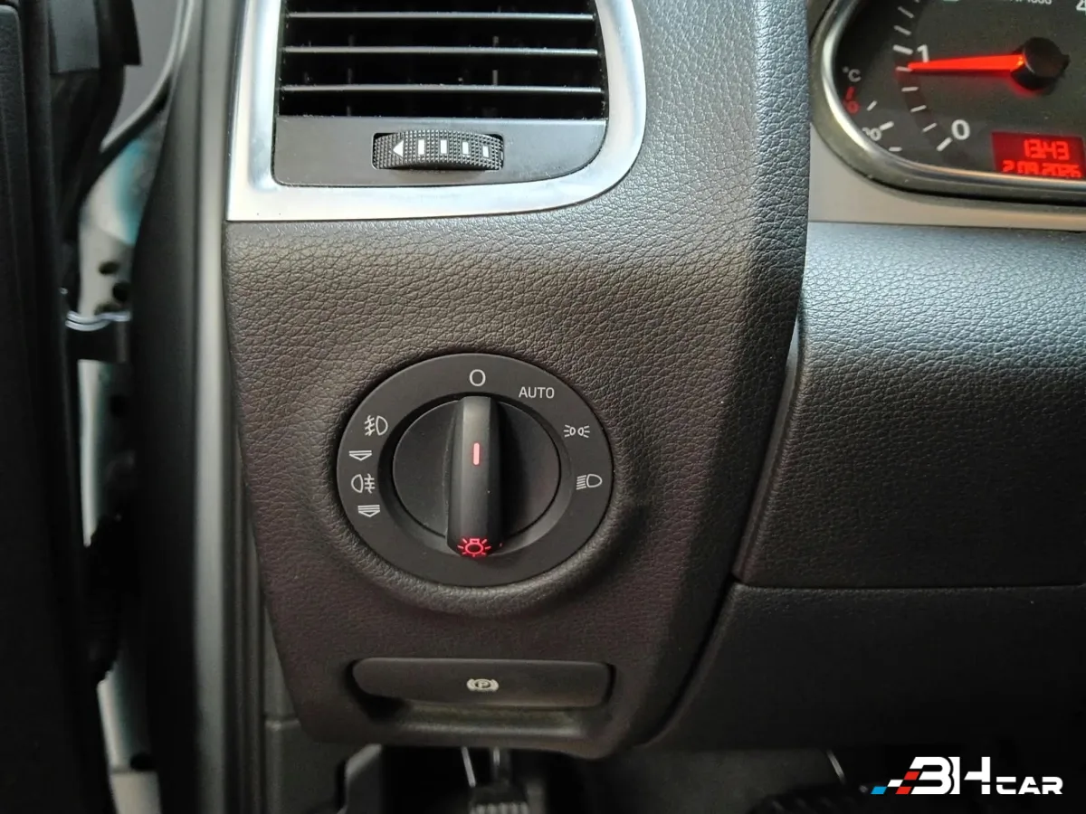 Audi Q7 - photo 24