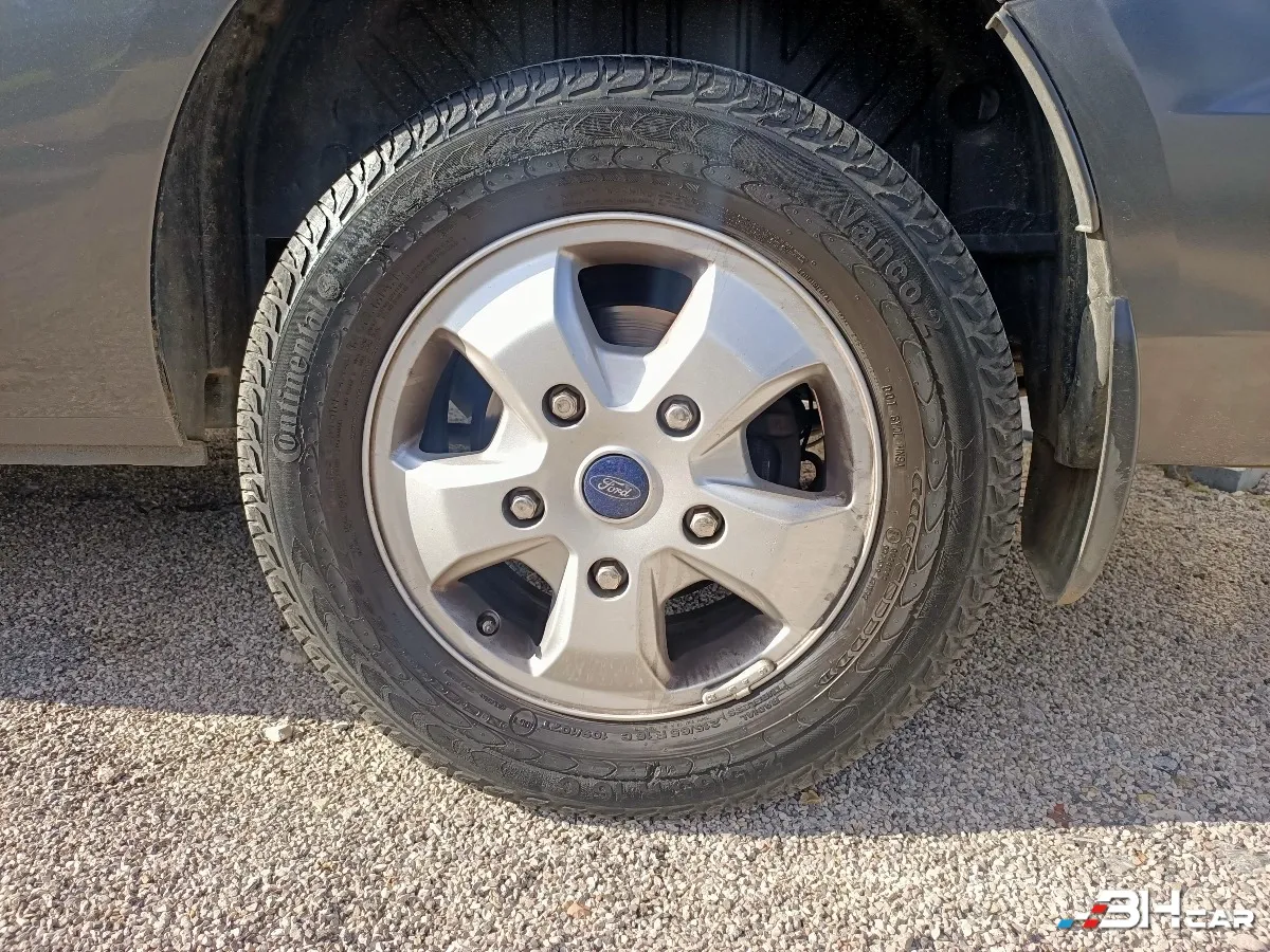 Ford Transit Custom Vu - photo 24