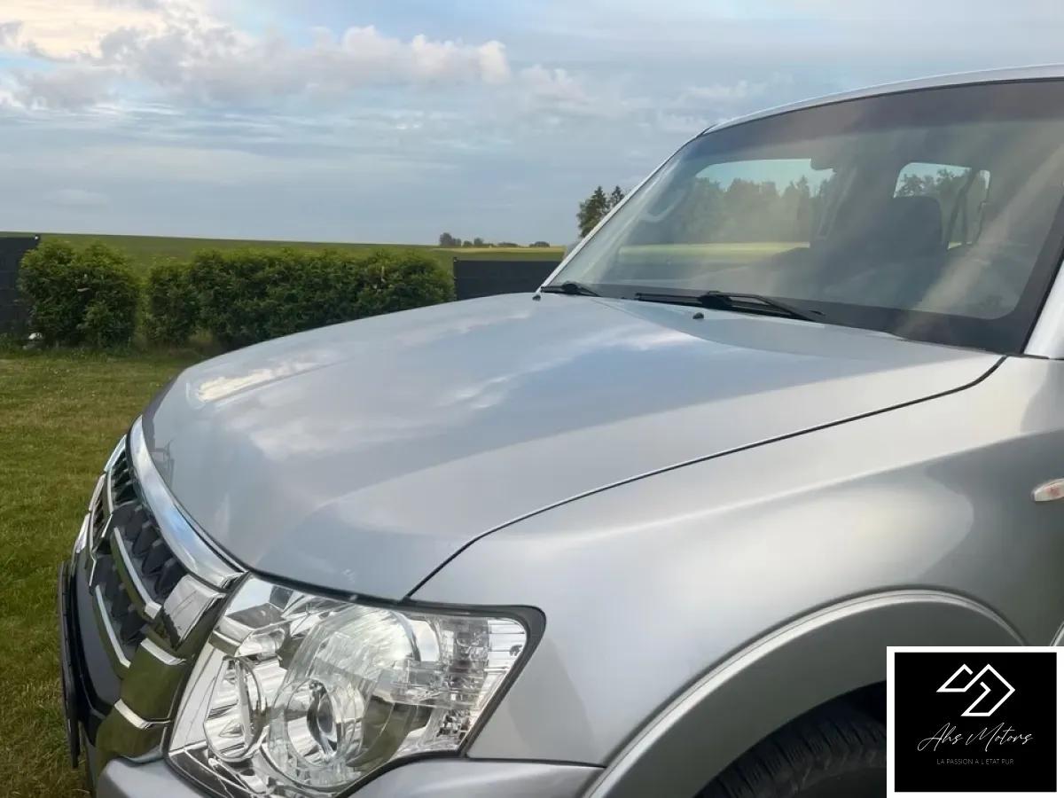 Mitsubishi Pajero 