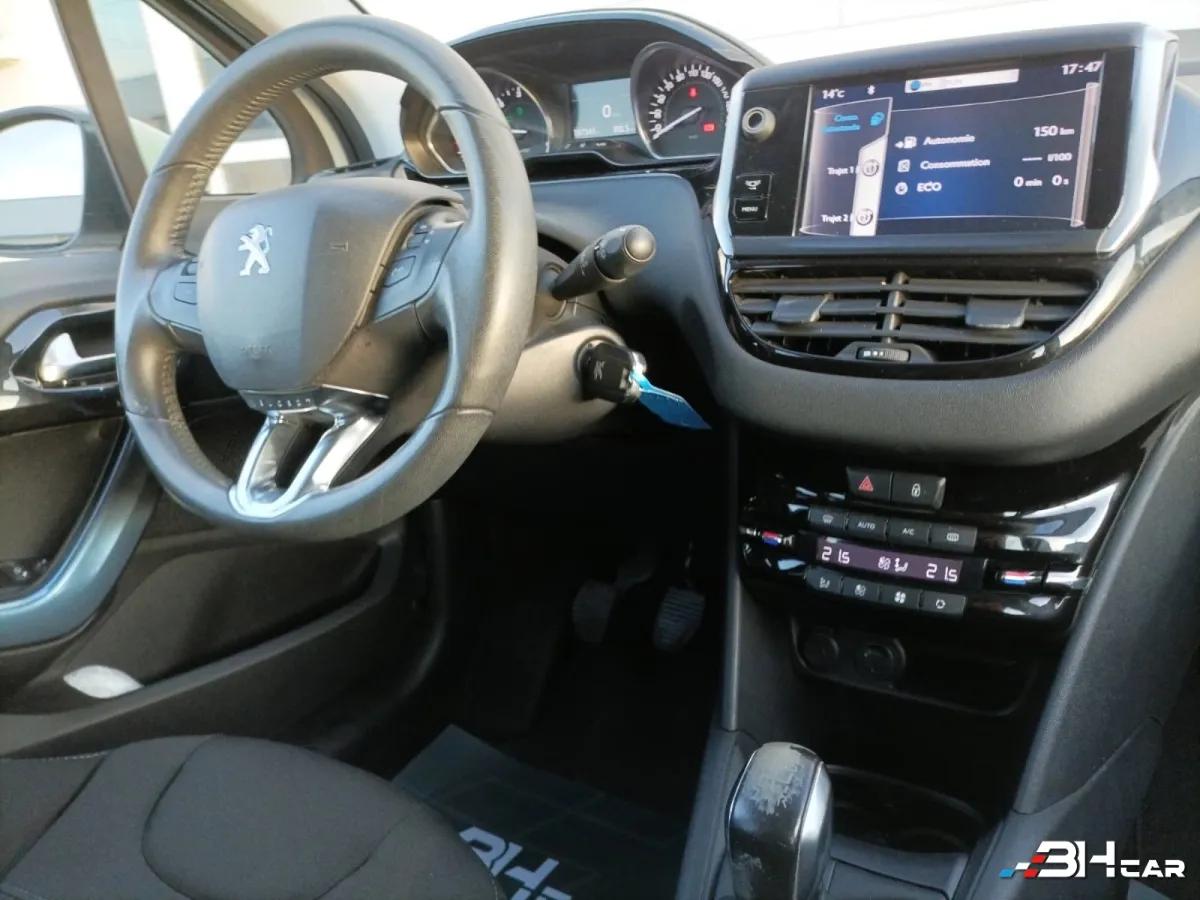 Aperçu indisponible de Peugeot 208