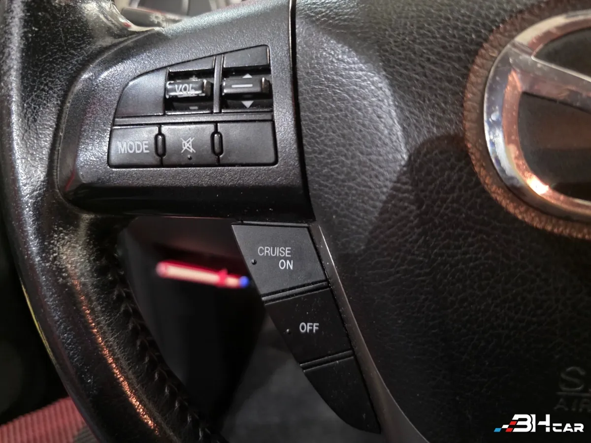 Mazda 3 - photo 12