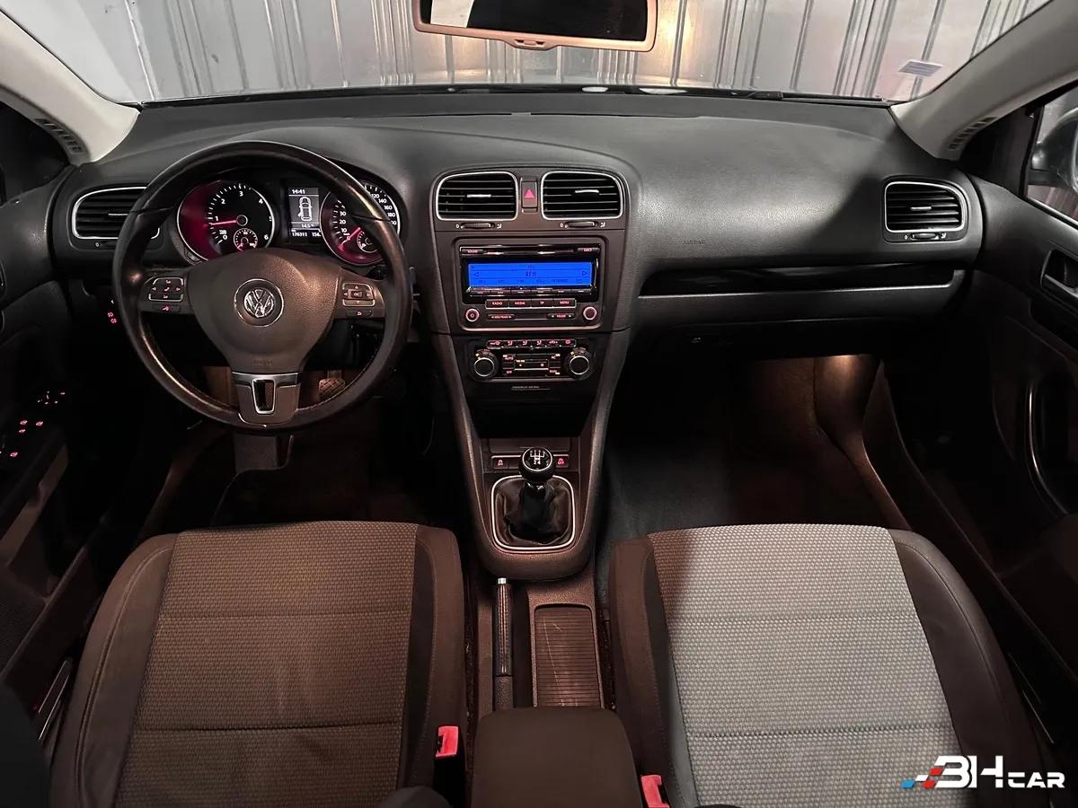 Aperçu indisponible de Volkswagen Golf