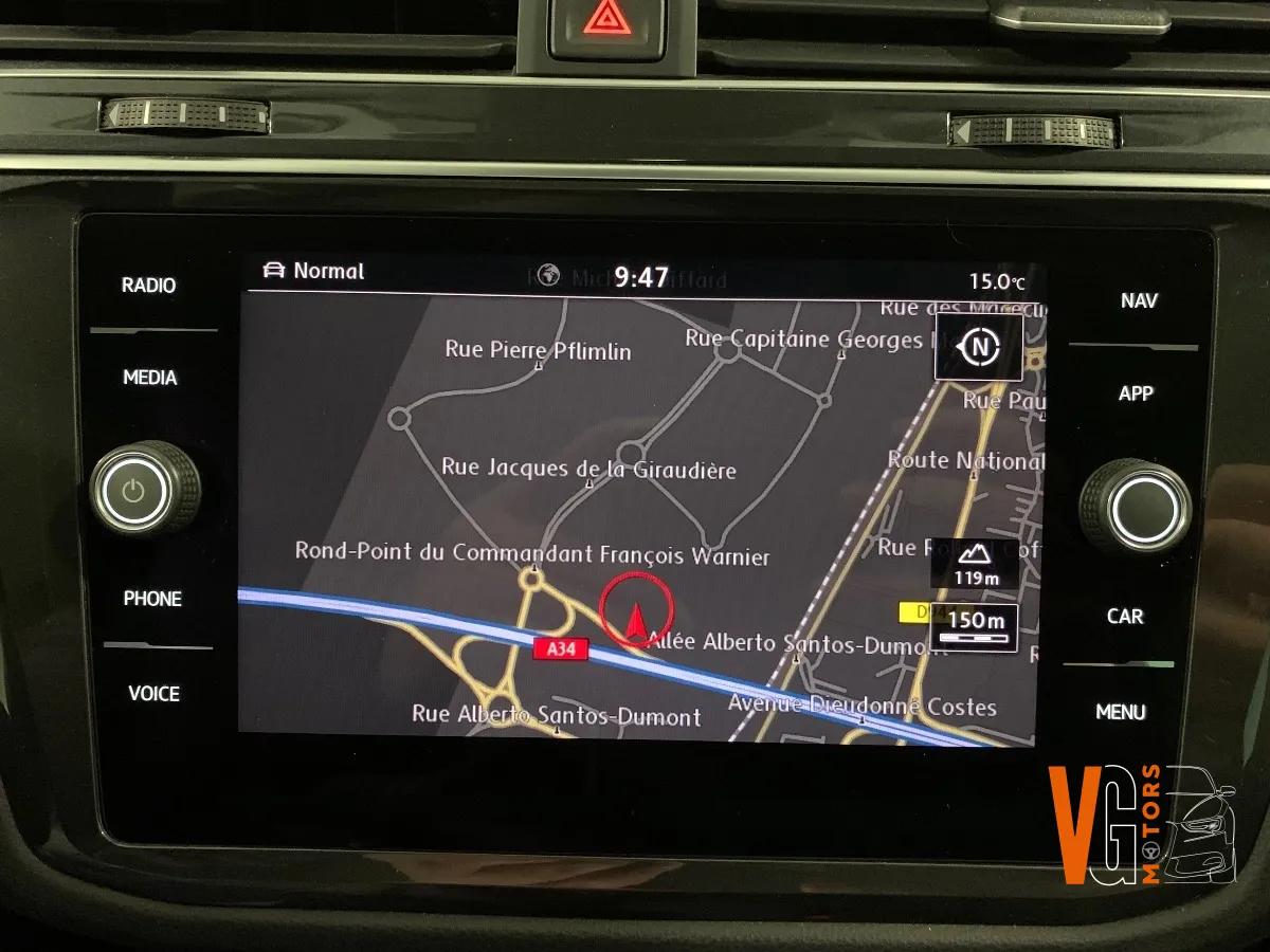 Volkswagen Tiguan 2.0 TDI 150 BLUEMOTION CARAT DSG BVA