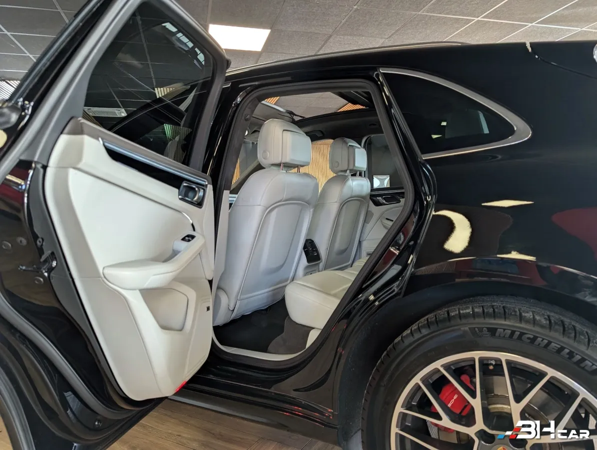 Porsche Macan - photo 13