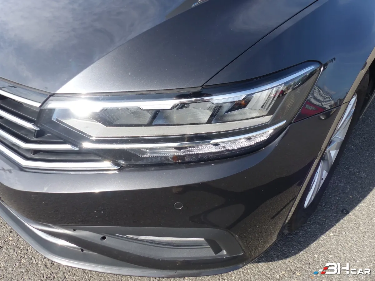 Volkswagen Passat - photo 8