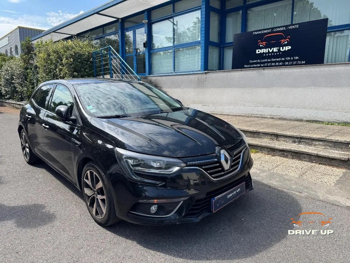 RENAULT Megane