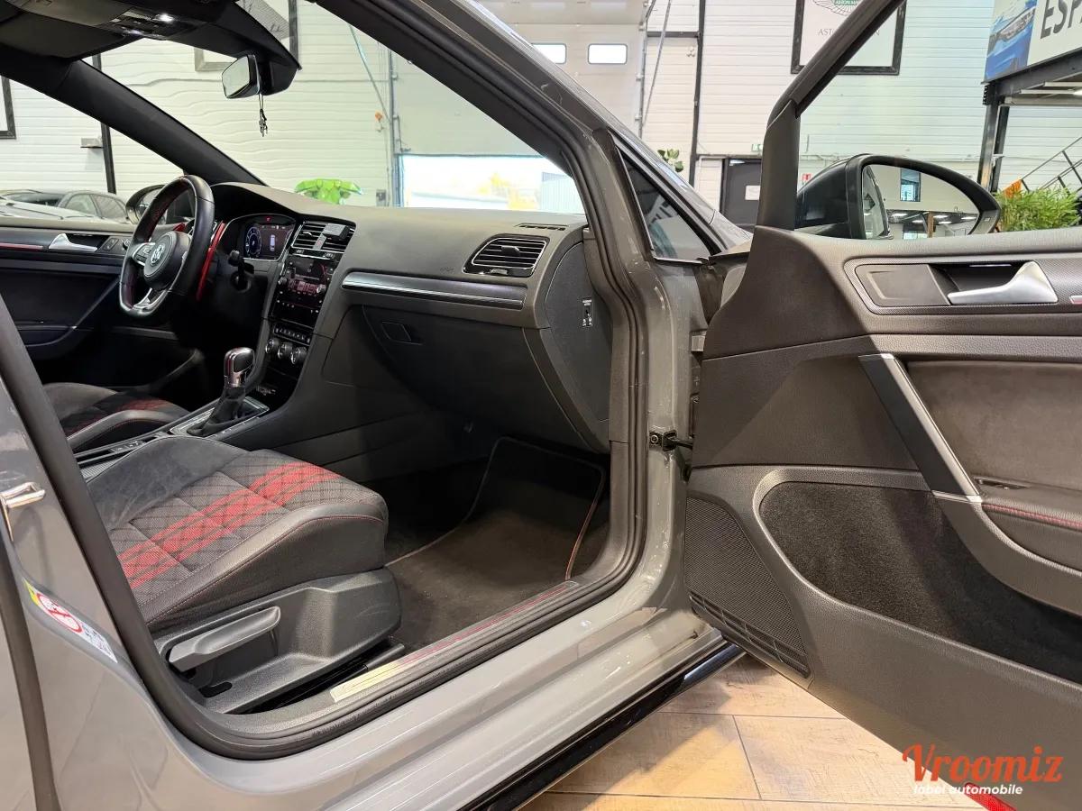 Volkswagen Golf 2.0 TSI 290 GTI TCR DSG BVA