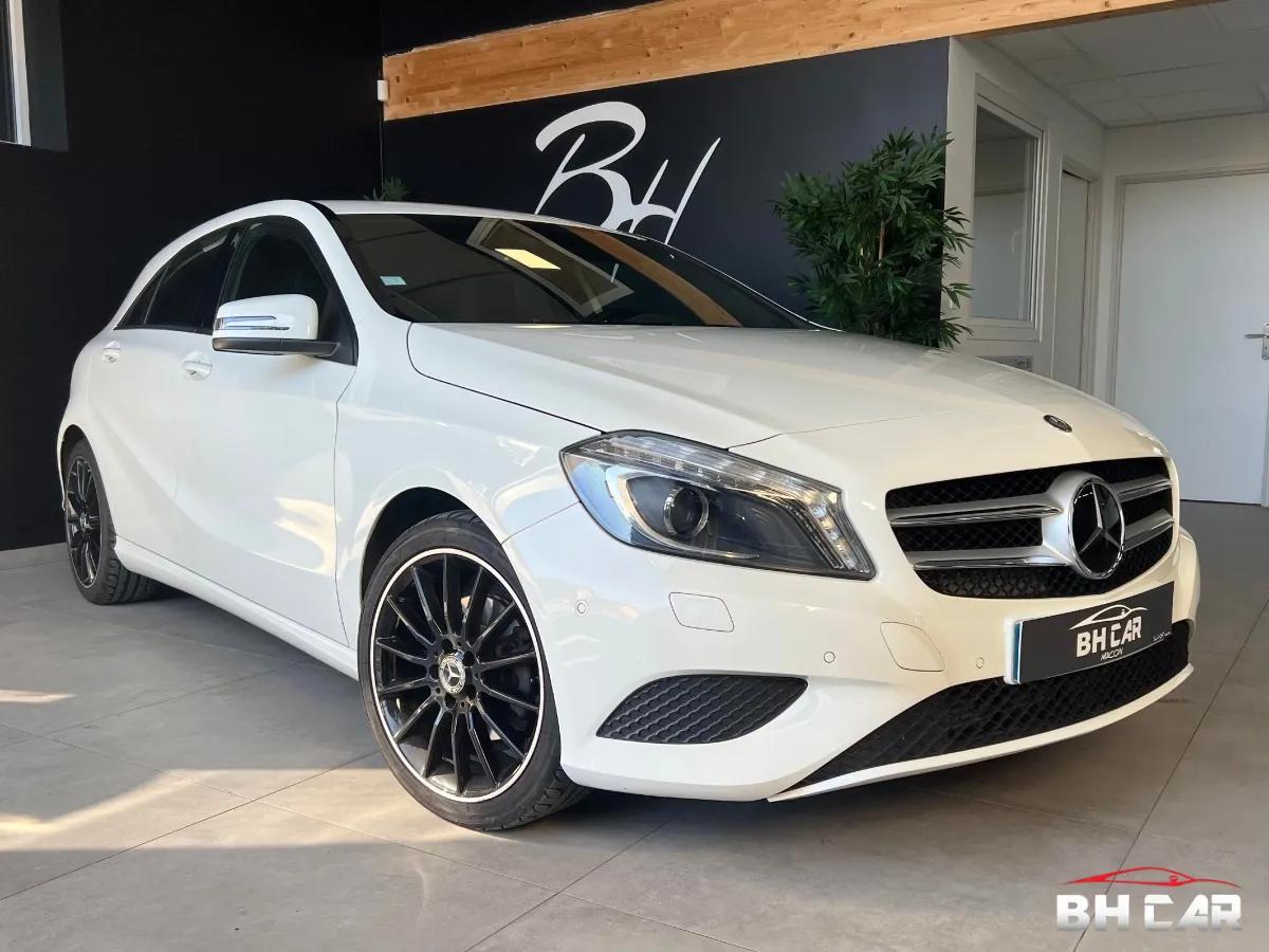 Image: Mercedes Classe A 1.6 200 155 BLUEEFFICIENCY SENSATION 7G-DCT BVA