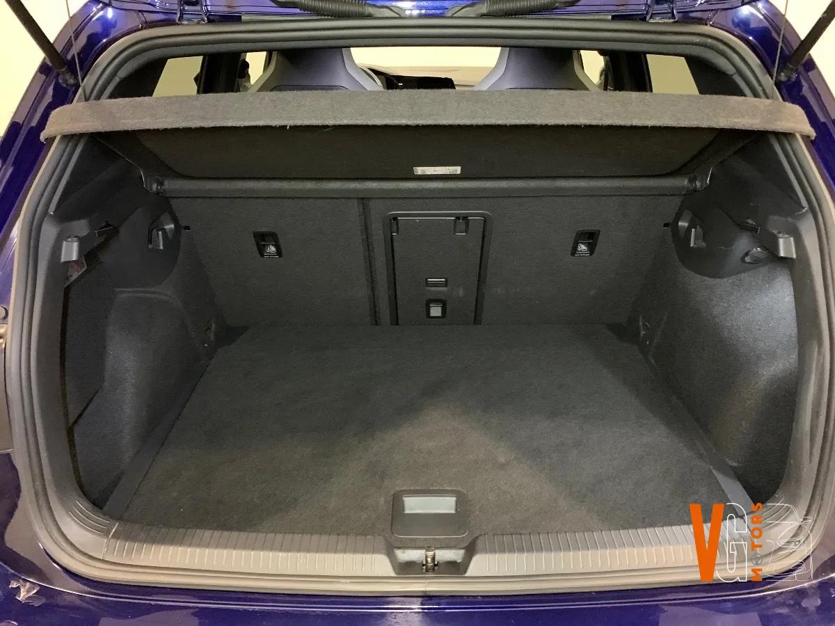 Volkswagen Golf 1.5 E-TSI 150 MHEV HYBRID OPF R-LINE DSG BVA